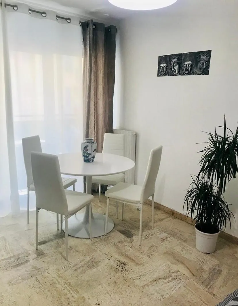 3 Pieces Calme 5 Mn Port Apartamento Nice 0*,  França